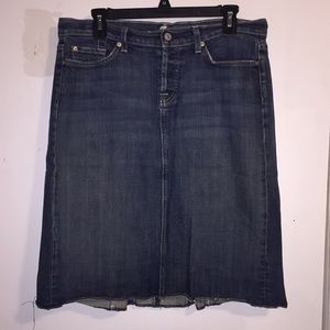 7 For All Mankind denim button fly skirt size 31